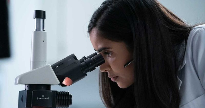 'Manifest' Season 1 review: There's reason to think that the UDS has been using Saanvi's discovery in Episode 3 to track passengers