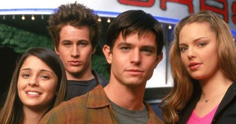 Ahead of 'Roswell, New Mexico' we take a look at where the original 'Roswell' cast is now