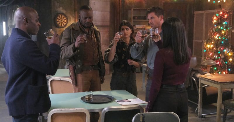 'Timeless' fans express heart-felt goodbyes after finale 'The Miracle of Christmas'