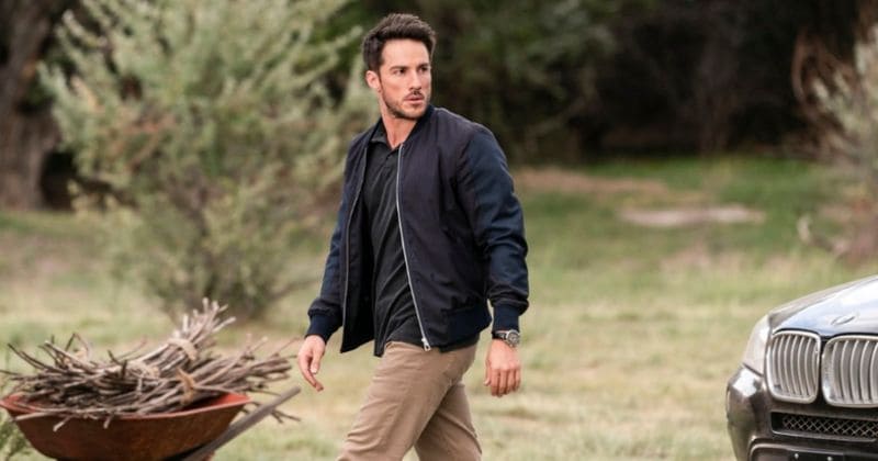 'Roswell, New Mexico' Season1 Episode 3: Kyle faces a dilemma between following his father's legacy and protecting Max's identity