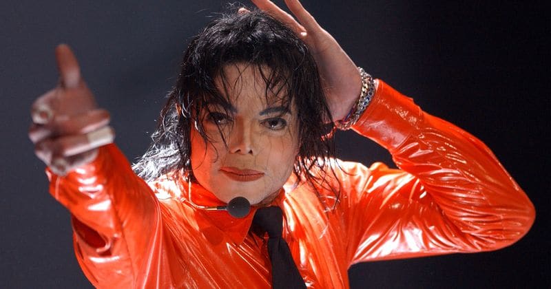 Michael Jackson talked to child-sized mannequins kept in numerous bizarre poses at Neverland mansion