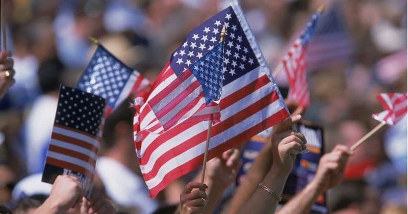 11-year-old arrested in school after allegedly refusing to stand for Pledge of Allegiance