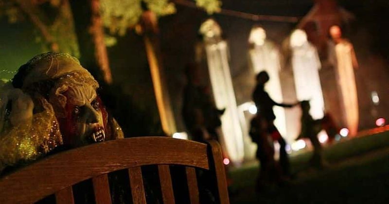 7-year-old girl in critical condition after she was shot while trick-or-treating with her family in Chicago