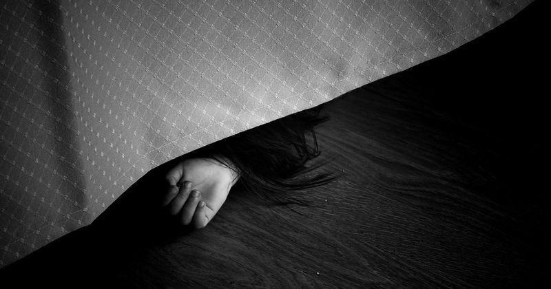 New York man beheads wife and places it on her lap before killing 5-year-old daughter and himself because he didn't want a divorce