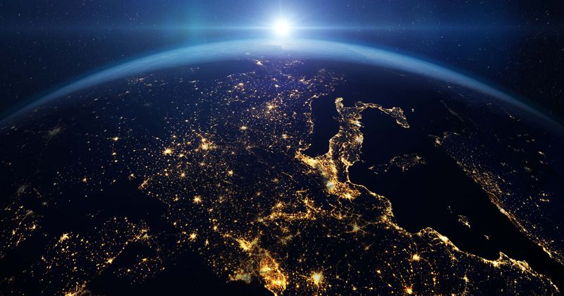 Looking for ET: Astronomers narrow down search for aliens by honing in on planets most likely to host life