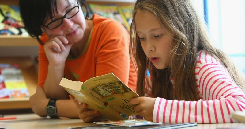 People who can't read and write are three times likely to develop dementia, says study