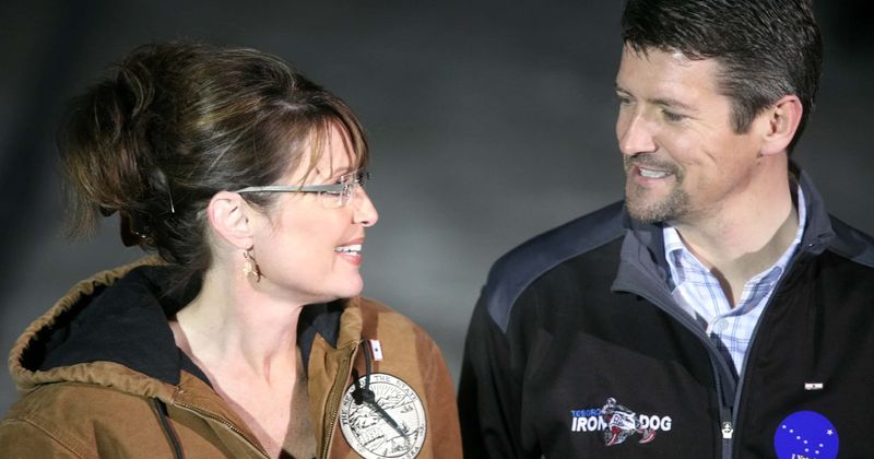 Sarah Palin says she felt like she'd been 'shot' when her husband Todd asked for a divorce in an email