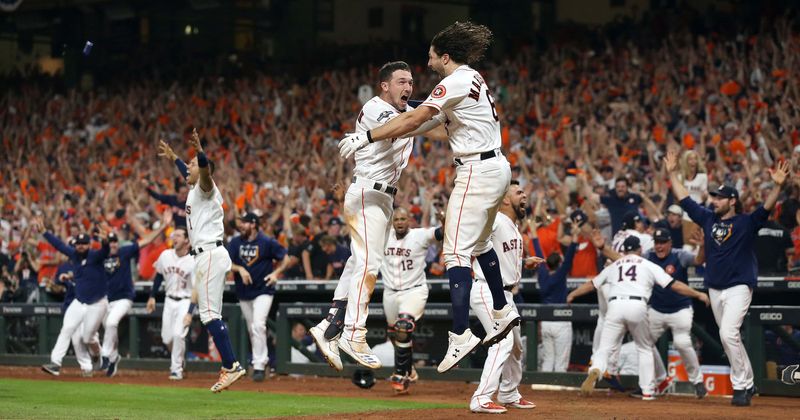 Houston Astros accused of cheating, stealing signs using electronic devices during 2017 season, MLB launches probe