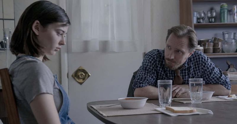 'Castle Rock' Season 2 Episode 6: Books and betrayal form the DNA of Anne Wilkes' villainy