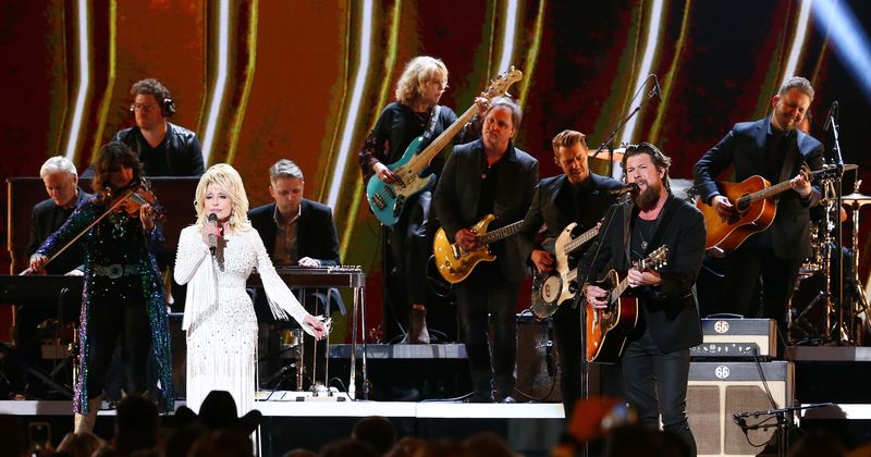 CMA Awards 2019: Dolly Parton's inspiring performance was more beautiful than anything we could have imagined