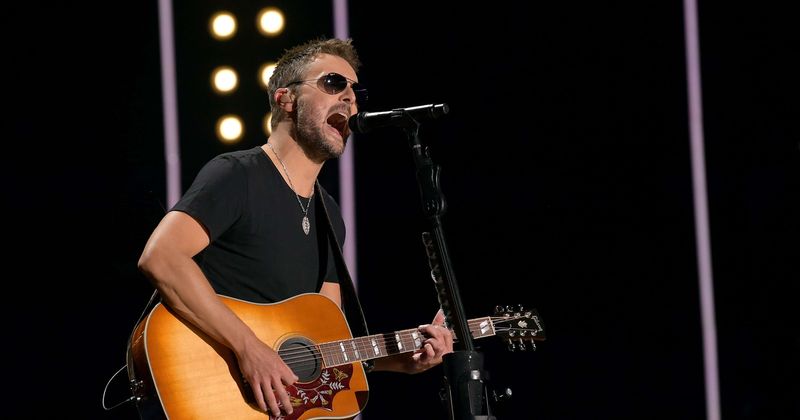 CMA Awards 2019: Eric Church takes the night to the next level as fans praise 'best awards show ever'