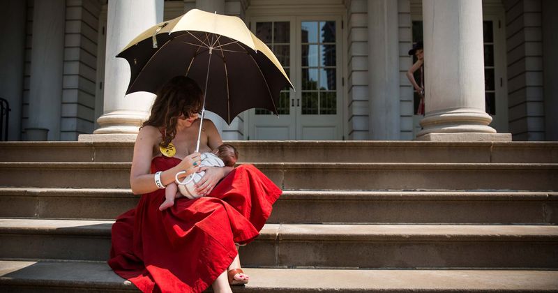 Ohio mother, lactation and infant nutrition consultant, receives death threats for breastfeeding daughters 10 times a day
