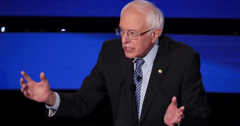 Bernie Sanders warns party not to focus solely on Trump, says 'Congress can walk and chew bubblegum at the same time'