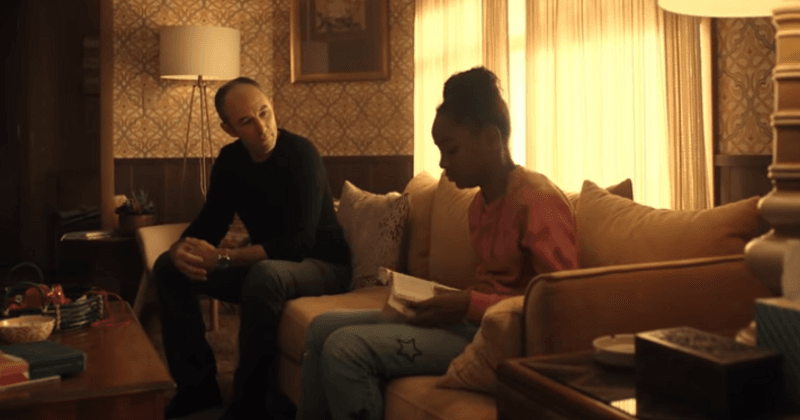 'The Passage' Season 1 episode 8 review: Amy and Fanning square off telepathically as she chooses between being human and turning viral