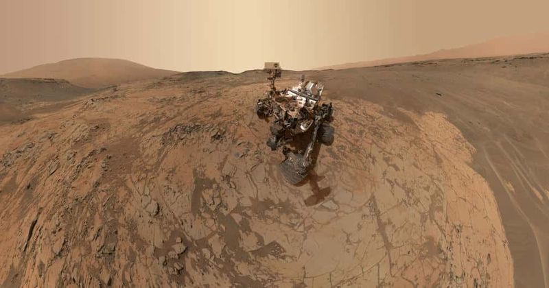 Insect-like creatures on Mars? Ohio entomologist cites NASA photos as proof of life on Red Planet, experts say it's all an illusion