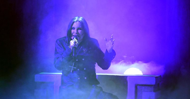 AMAs 2019: Ozzy Osbourne's performance with Post Malone and Travis Scott has fans calling it the 'best performance of the night'