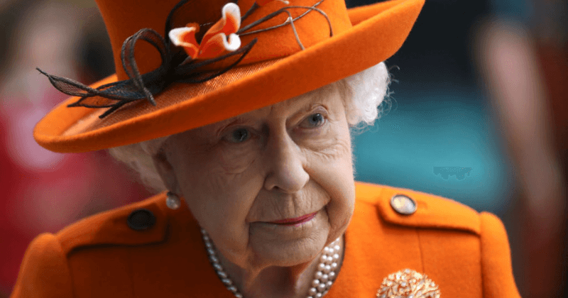 Queen publishes her first Instagram post — a letter sent to her great-great-grandfather Prince Albert by Charles Babbage