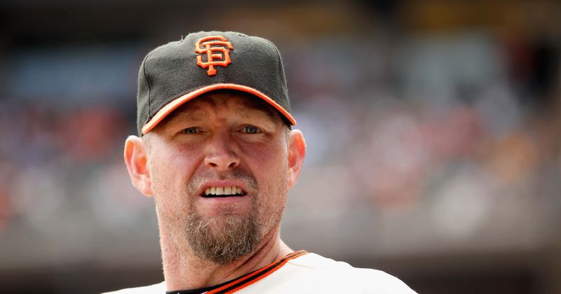 Aubrey Huff teaching his children to use guns in case Bernie Sanders beats Trump in 2020 as using them 'under socialism will be a must'