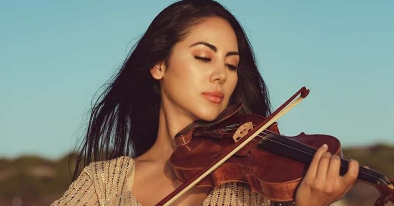 Esther Anaya explains how she breaks musical barriers, creates magic by playing violin to EDM and hip-hop