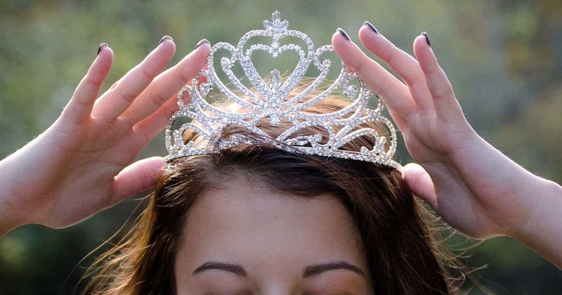 Beauty queen sues Miss World contest after she was banned from taking part because she's a mother and divorcee: ‘It's sexist and outdated’