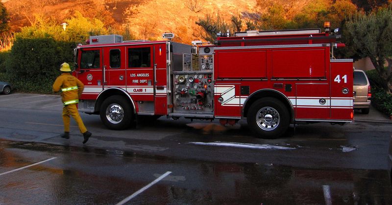 Arizona teen gets stuck in chimney while trying to sneak into home after late night out