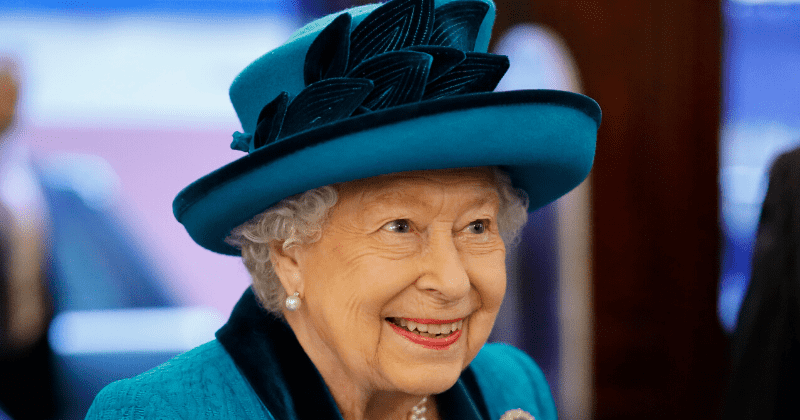 Queen Elizabeth II is NOT dead: Royal expert forced to deny monarch's death after rumors break social media