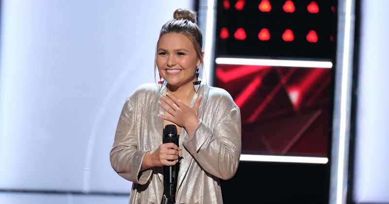 'The Voice' Season 17 Top 10 Playoffs: Marybeth Byrd's 'Lose You To Love Me' performance has fans claiming she sang better than Selena Gomez