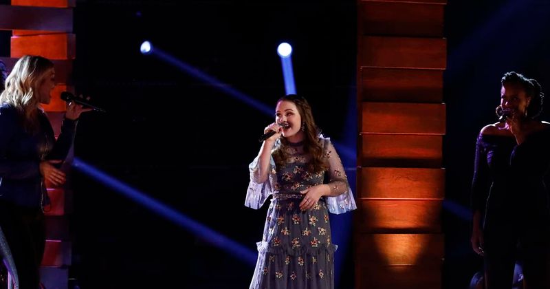 'The Voice' Season 17 Top 10 Playoffs: Blake Shelton claims Kat Hammock's performance of 'You're Still The One' was angelic but fans disagree