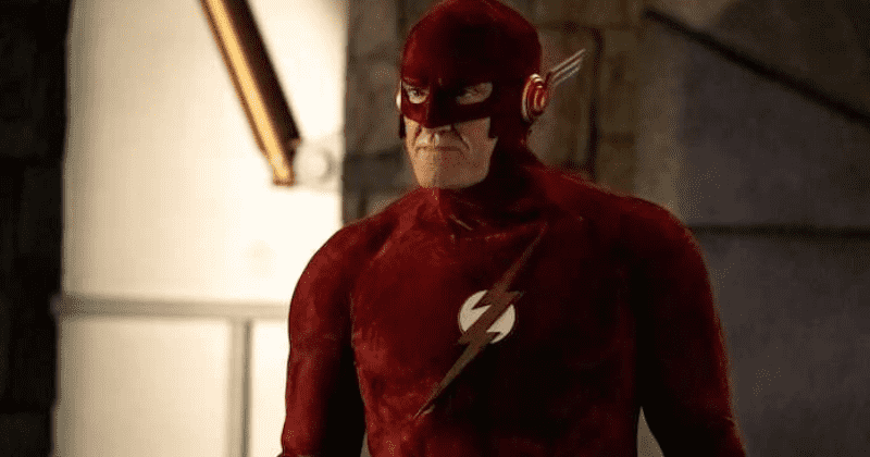 'Crisis on Infinite Earths' Part 3: John Wesley Shipp is the Barry who makes the ultimate sacrifice and saves the multiverse