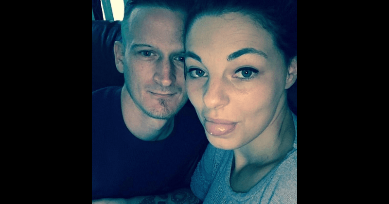 Couple "laughed, joked, and played on their phones" while their 22-month-old baby lay dead in hospital bed