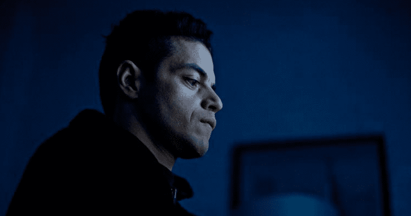 'Mr Robot' Season 4 finale sees emotional fans calling the show and cast 'an inspiration'