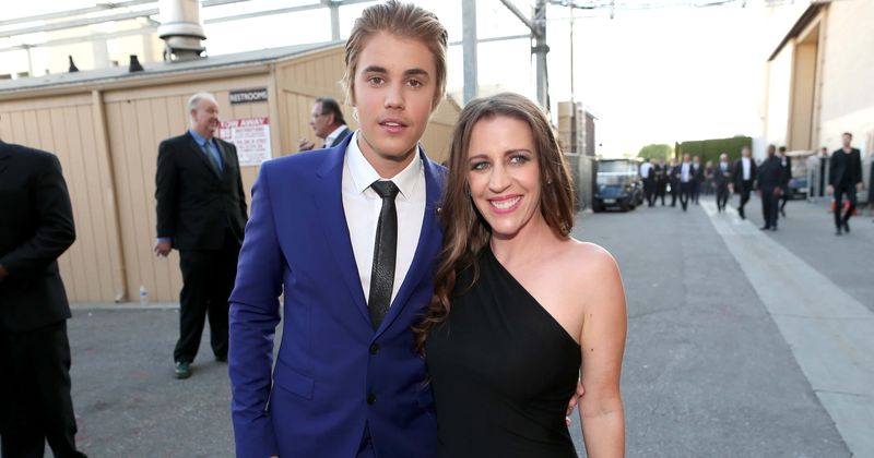Depressed Justin Bieber seeks comfort in the company of his mom, wife Hailey and the Bible