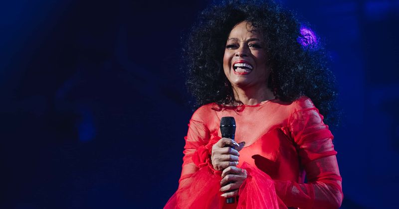 Diana Ross follows Barbra Streisand's lead, defends Michael Jackson and calls him 'a magnificent, incredible force'