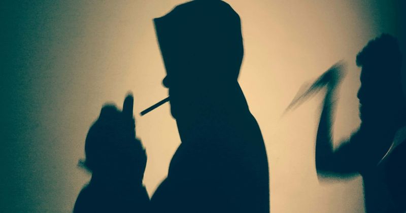 Vigilante who lured a child killer to an apartment before stabbing him over 150 times is jailed for life