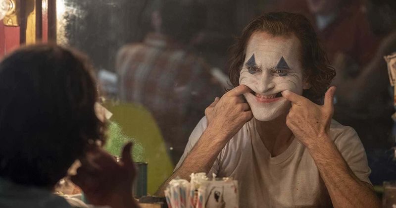 'Joker' fans poke fun at Joaquin Phoenix as tweet about his dislocated knee on the sets goes viral