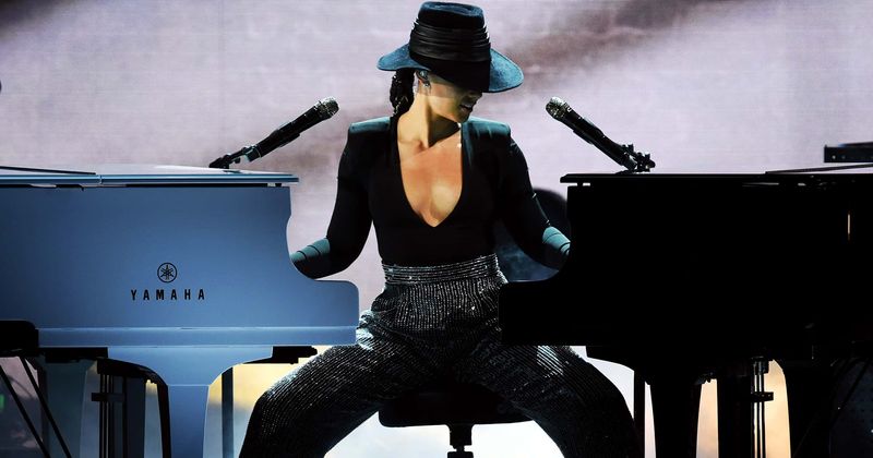 Alicia Keys backs 'Underdog' in new single and video, will return as host for upcoming 2020 Grammys