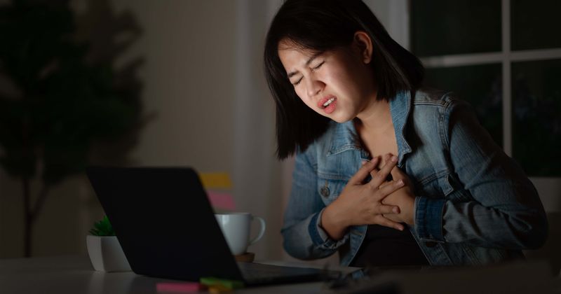Burnout may increase risk of irregular heartbeat, leading to heart failure: Study