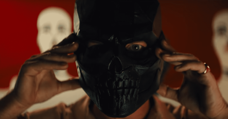'Birds of Prey': New TV spot reveals that the Black Mask is hunting the heroes so he can recover a diamond