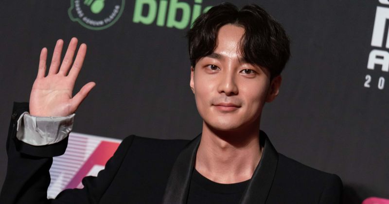 Roy Kim named as member of Jung Joon-young and Seungri's chatroom in 'The Burning Sun' scandal; fans devastated