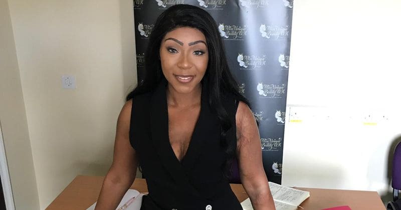 Burn survivor Rochelle Barrett launches first beauty pageant for survivors: 'Feel the fear and do it anyway'