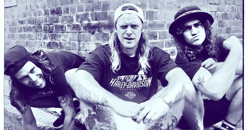 Pop-punk trio 'Dune Rats' drop music video for 'Stupid Is As Stupid Does', announce North American tour dates