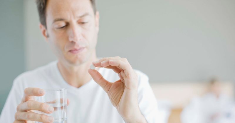 Using viagra 100 mg for the first time might lead to 'visual disturbances' for 21 days, warns study