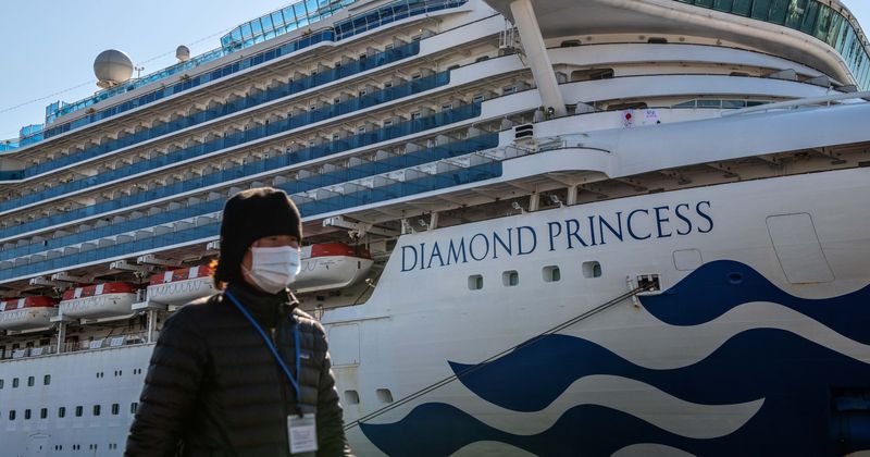 Porn website CamSoda offers free camgirl sessions to passengers quarantined on Diamond Princess