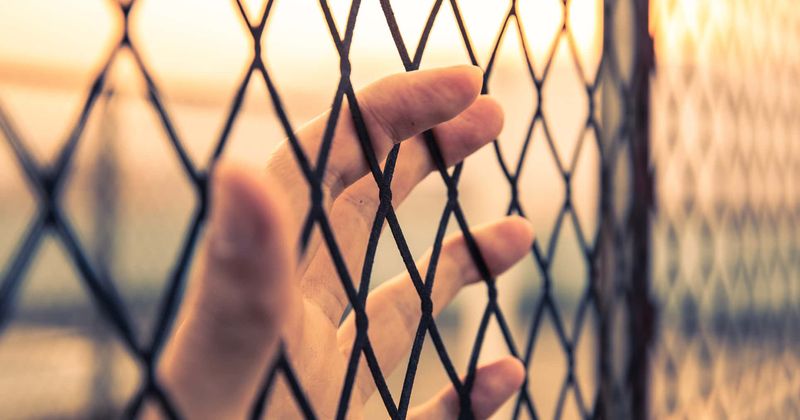 Mother-of-five died in jail after starving for 4 days, disturbing video shows her crawling naked, vomiting