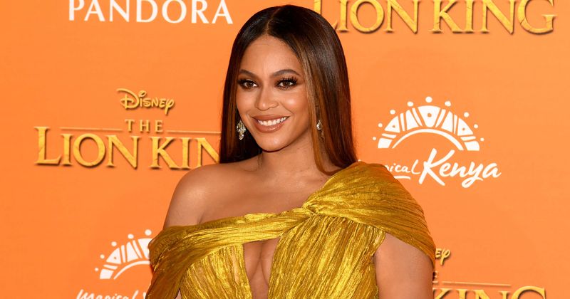 Kobe Bryant memorial: Beyonce performs NBA legend’s favorite song ‘XO’ and ‘Halo’ as the crowd sings along