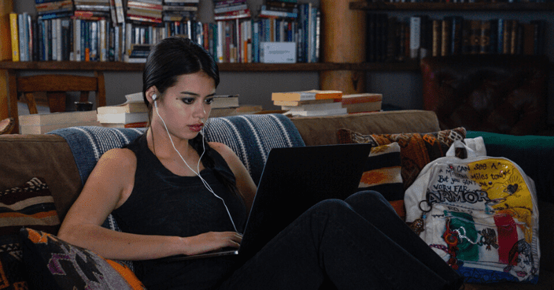 'Roswell, New Mexico' Season 2 Episode 2: Rosa adjusts to a new life and new world as her past comes to light