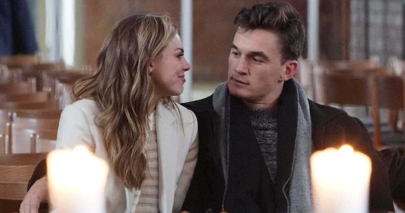 Were 'Bachelor' stars Hannah Brown and Tyler Cameron already in touch before his mother died? Fans say yes