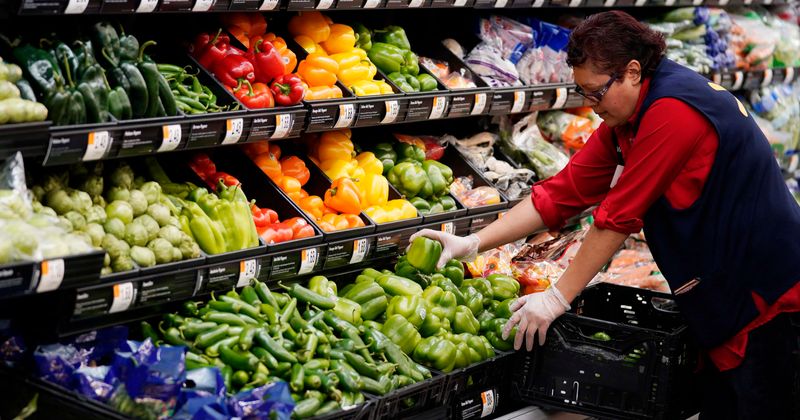 Pennsylvania grocery forced to throw away $35k worth of products after woman deliberately coughs on them