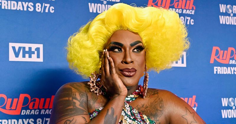 'RuPaul's Drag Race' Season 12: Widow Von Du opens up about mom's death, leaves fans in tears
