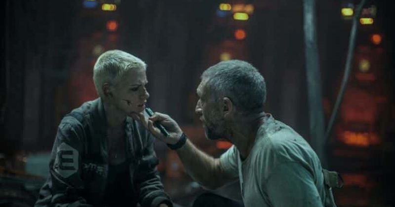 'Underwater' Review: Kristen Stewart starrer is a soggy and dreary attempt at a sci-fi thriller